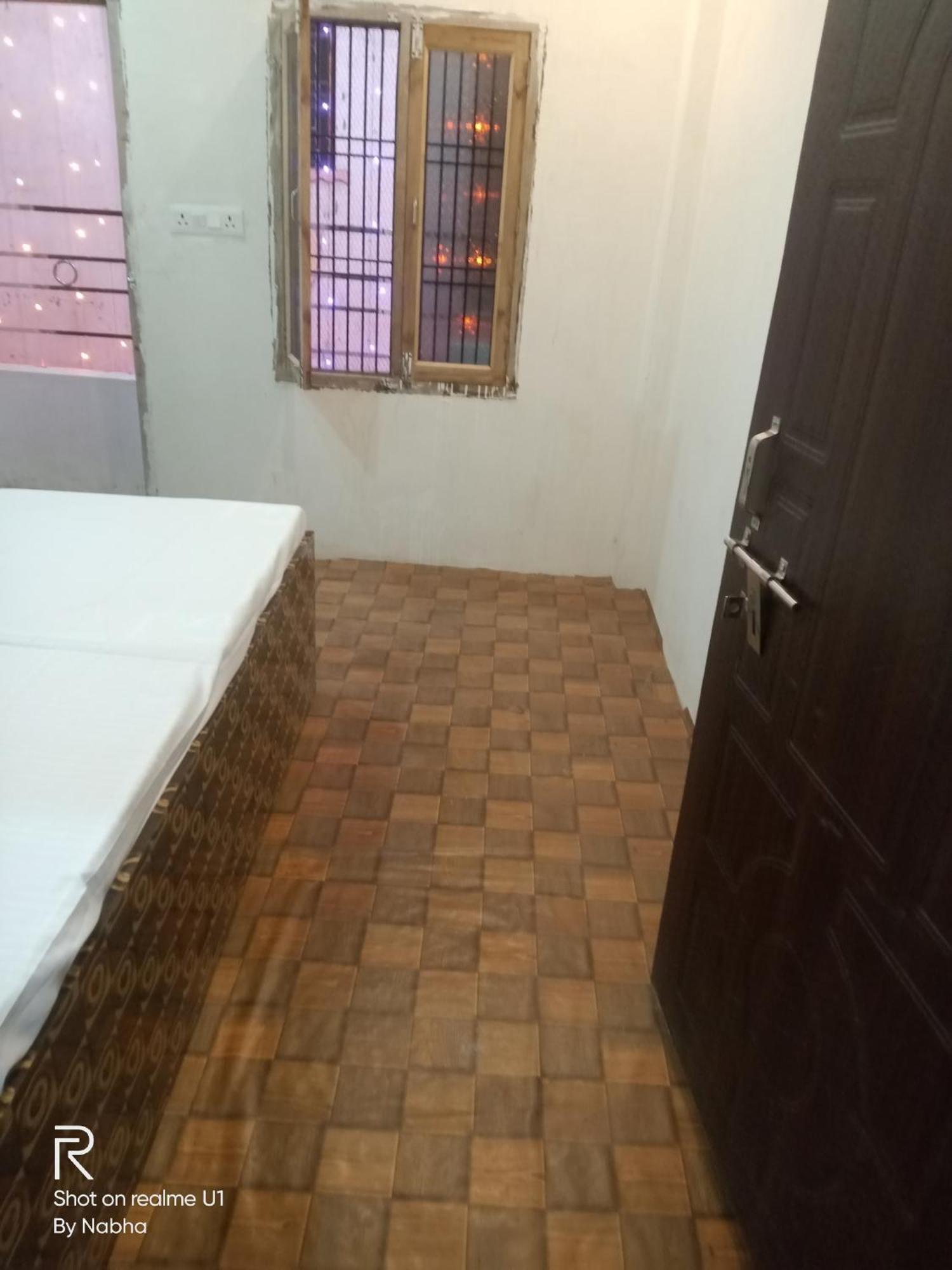 Shivaay Home Stay Варанаси Экстерьер фото